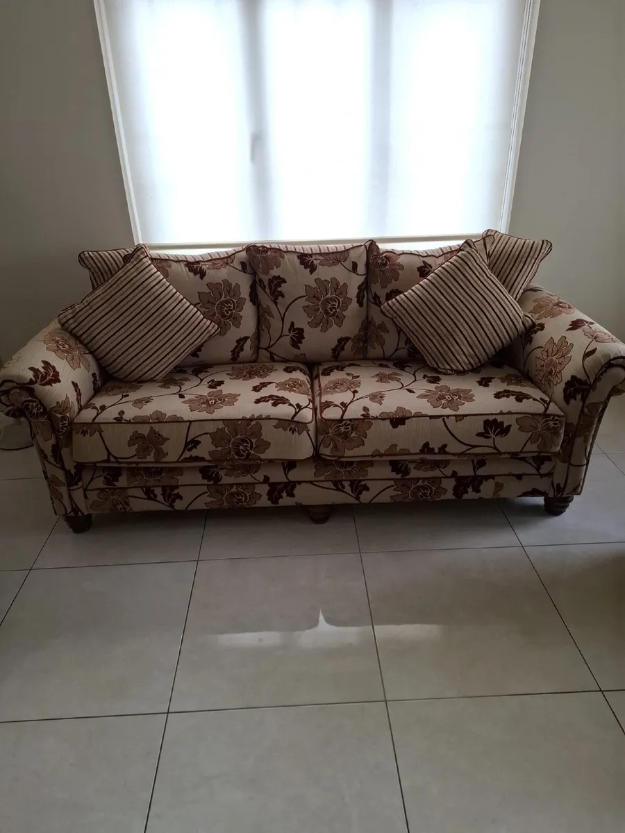 3 piece suite - Image 3