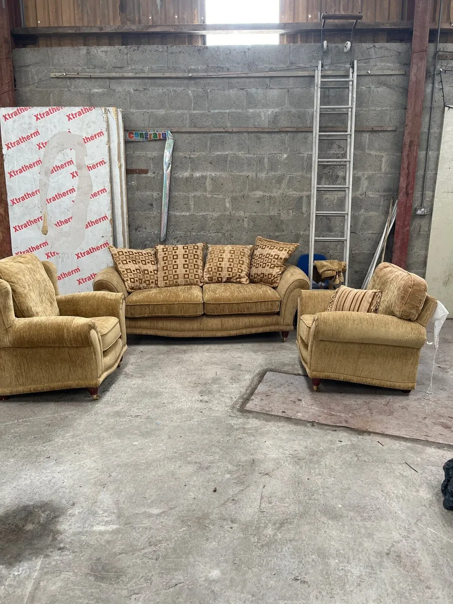 3 piece suite - Image 3