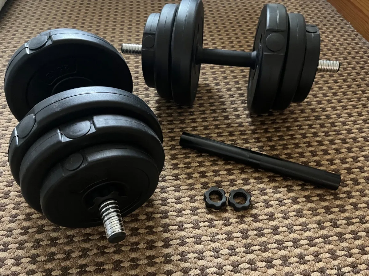 30kg Adjustable Dumbbell Set + Rod & Weight Plates - Image 1