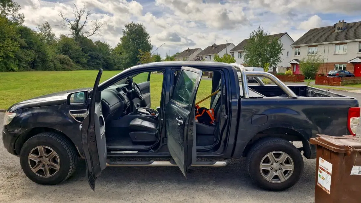 Ford Ranger 2.2 Limited – 2014 - Image 1