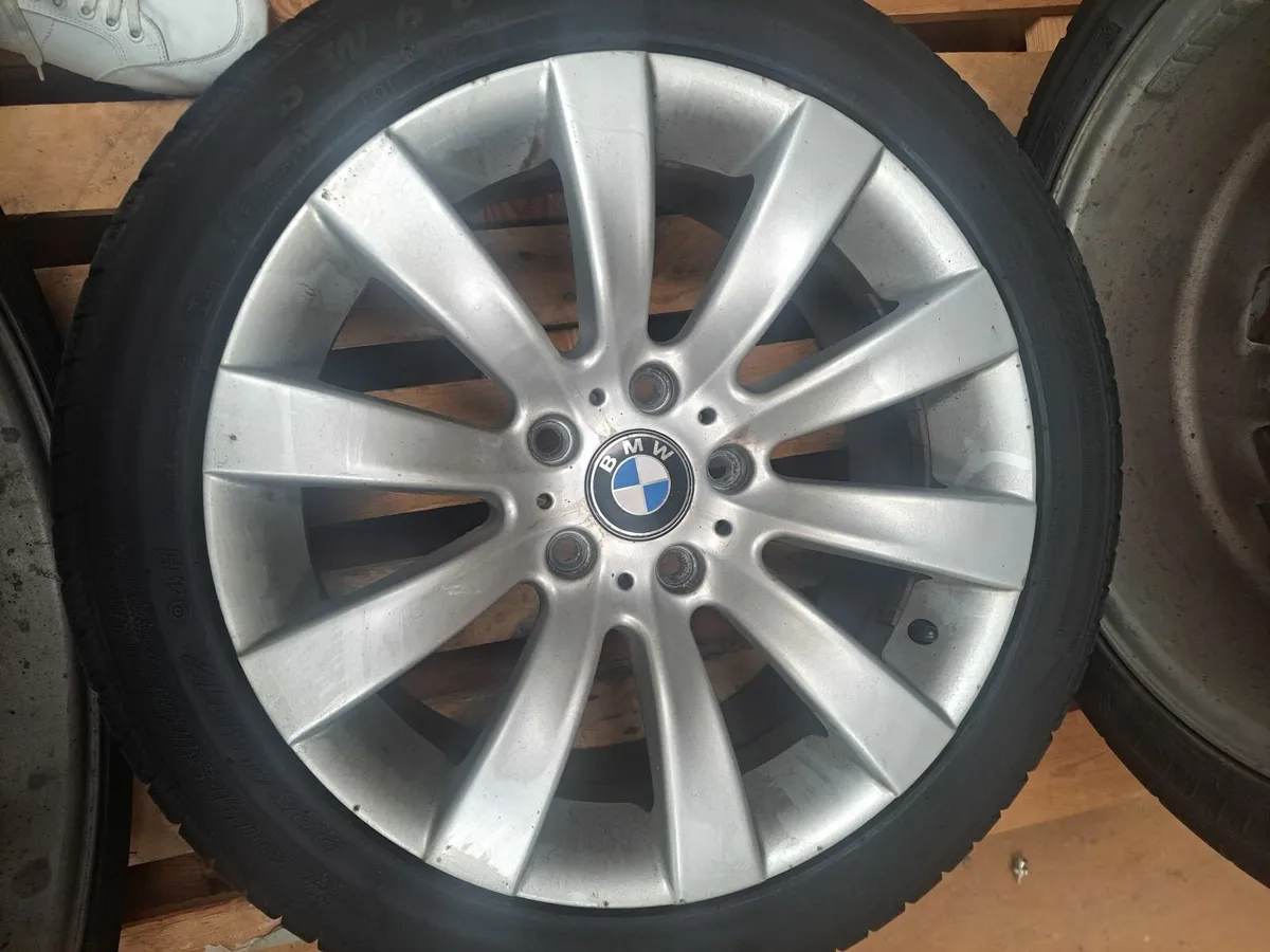 BMW Alloy wheels Genuine 17 inch - Image 1
