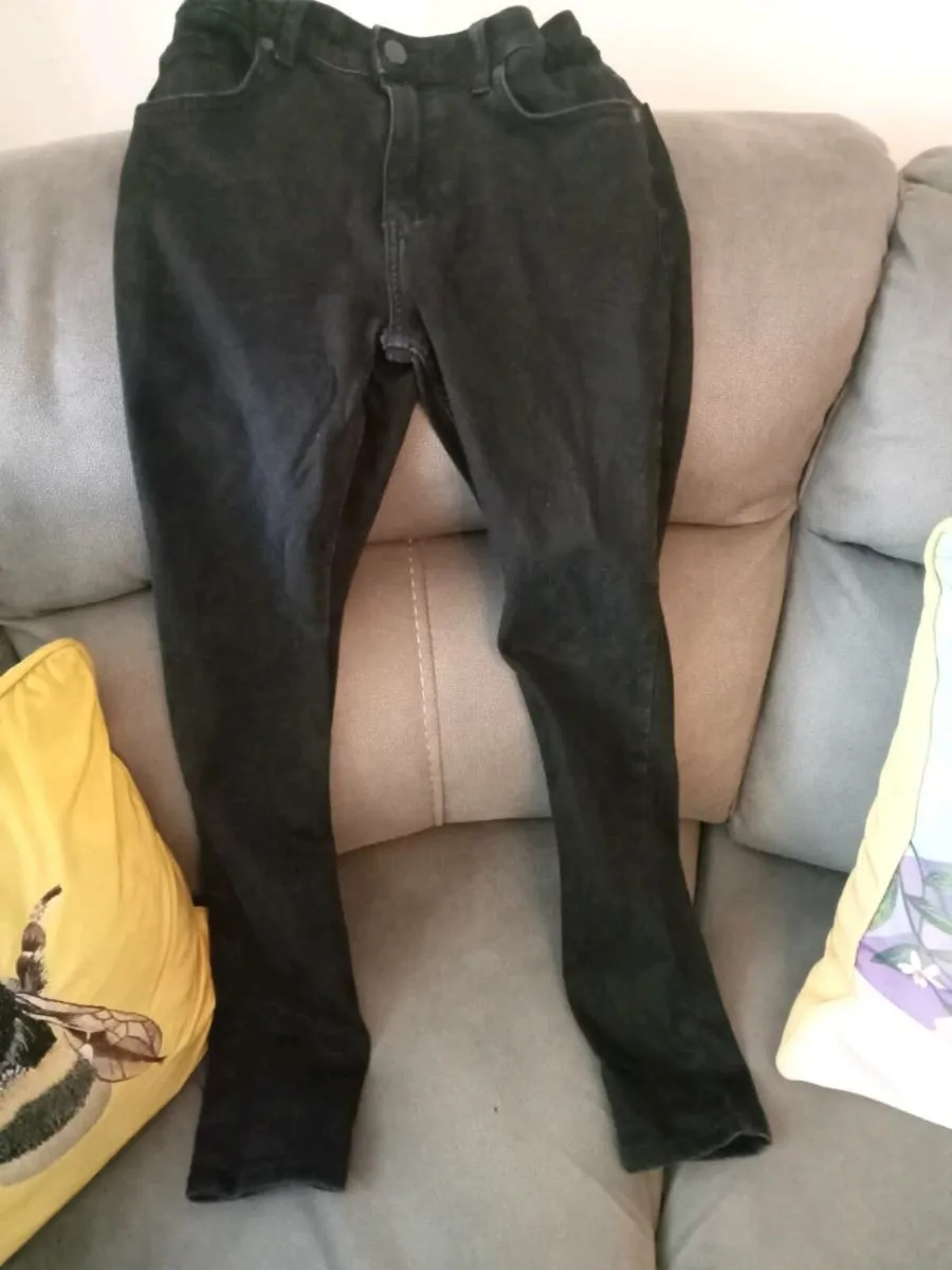 Boys river island jeans 11 yrs - Image 2