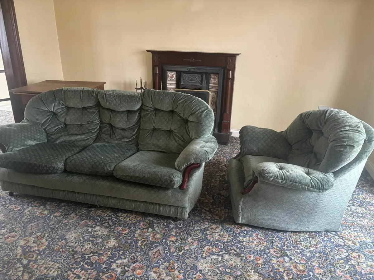 Couch and armchair suite - Image 2