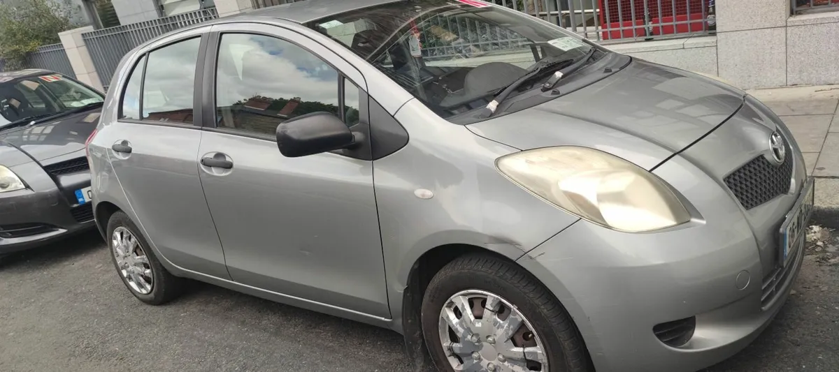 Toyota Yaris 2006 - Image 1