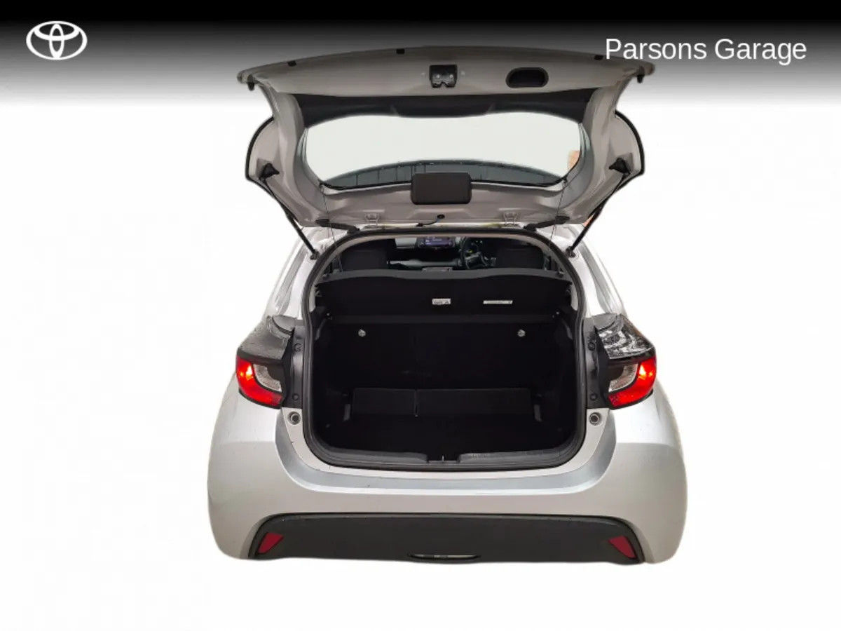 Toyota Yaris 1.5 - Image 4