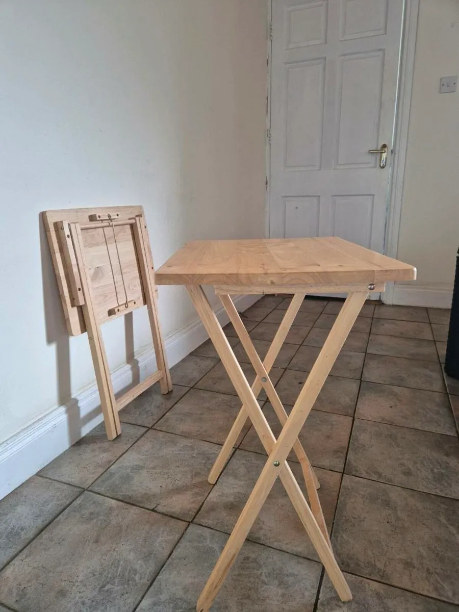 Fold up tables - Image 1