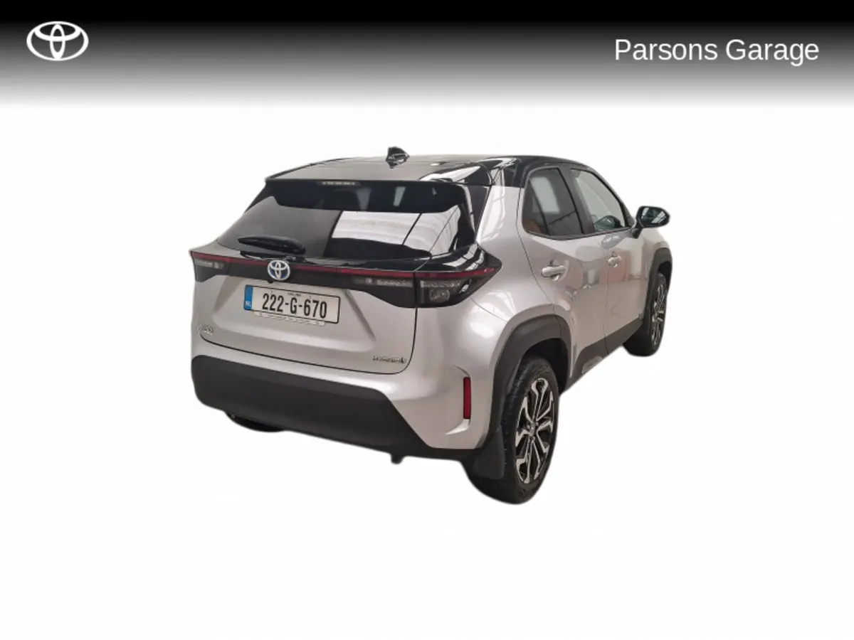 Toyota Yaris CR CROSS LUNA SPORT 4DR AUTO - Image 2
