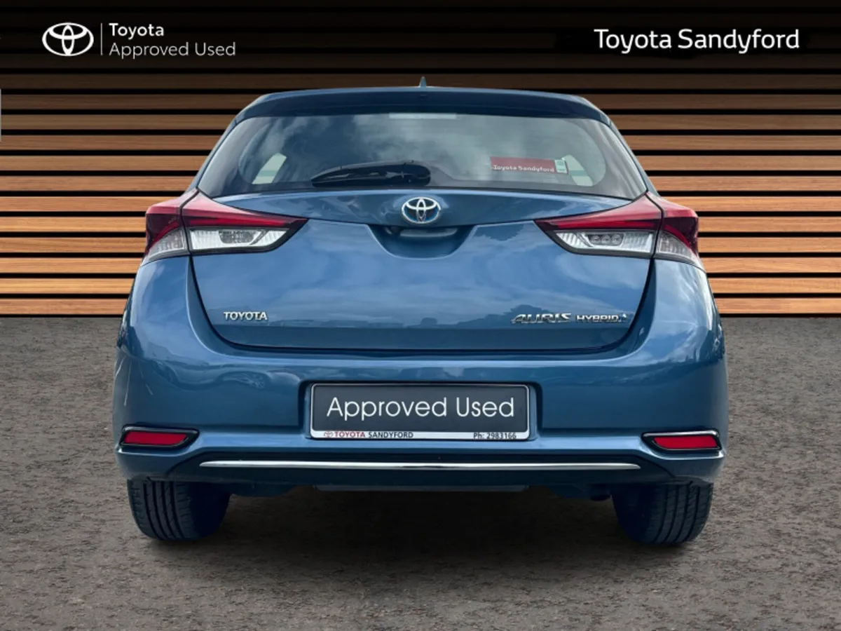 Toyota Auris 1.8 HYBRID ICON AUTOMATIC // REAR CAM - Image 4