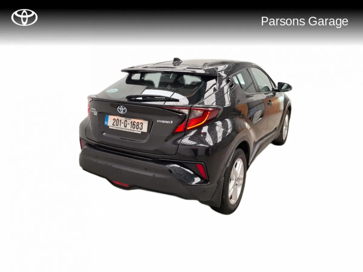 Toyota C-HR C-HR 1.8 HYBRID LUNA - Image 2