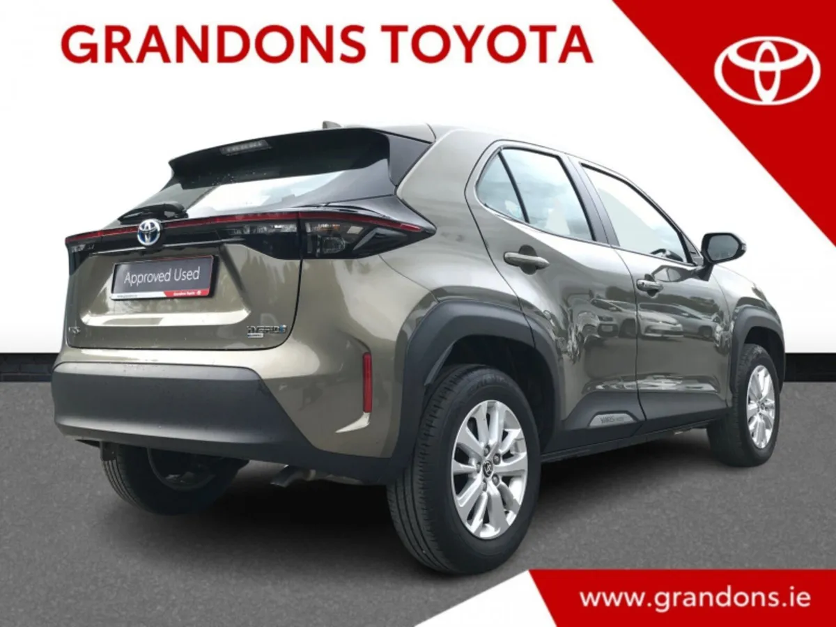 Toyota Yaris Cross LUNA 4DR AUTO - GRANDONS - Image 2