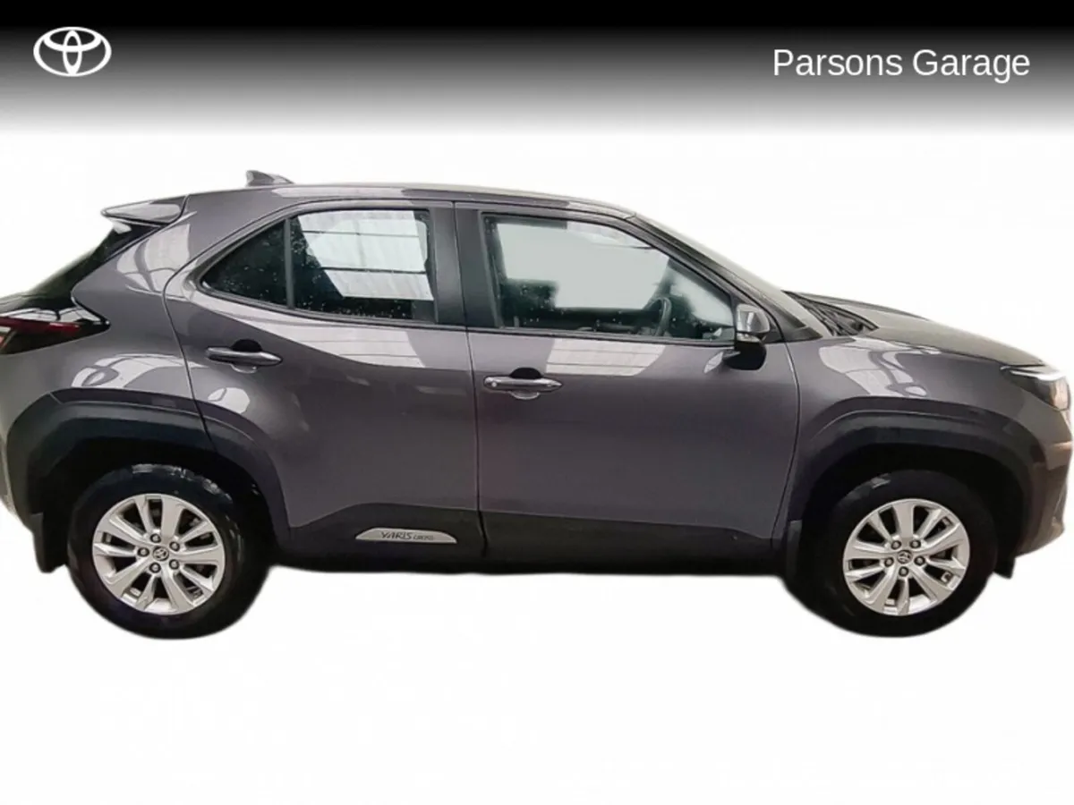 Toyota Yaris Cross YARIS CROSS LUNA - Image 3