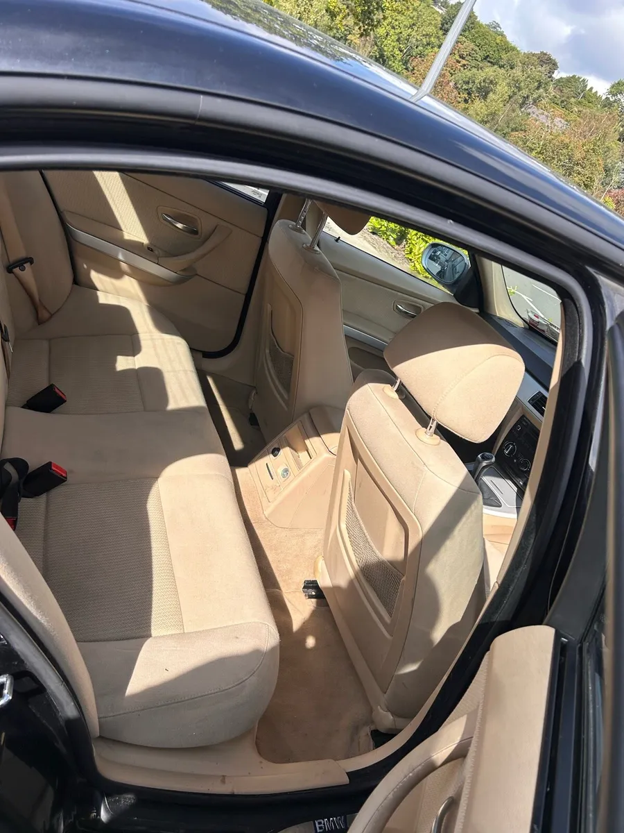BMW 318d 3 series - Image 4