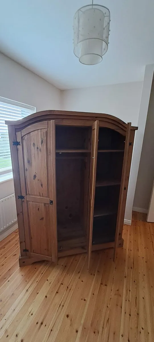 Wardrobe and sideboard cabinet - Image 4