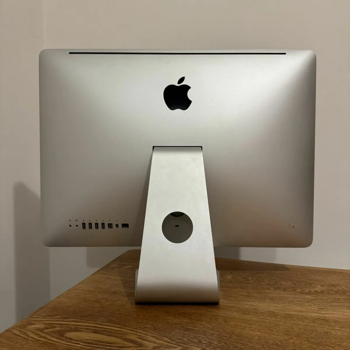 iMac 21,5" Mid 2011 i5 4x2.5GHz 12GB 256GB SSD - Image 4