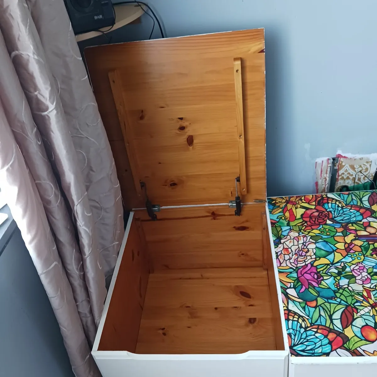 Blanket storage box - Image 2