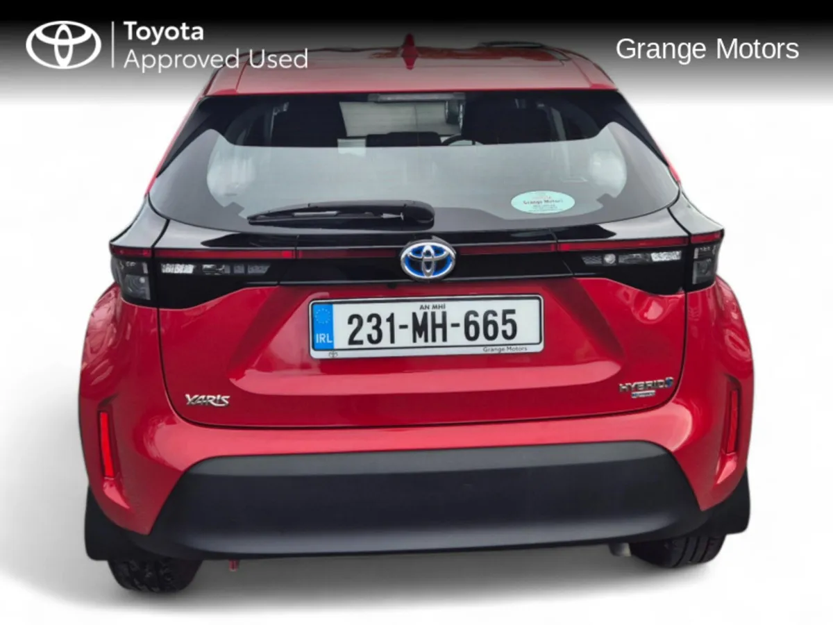 Toyota Yaris Cross 1.5 HYBRID LUNA 5DR - Image 4