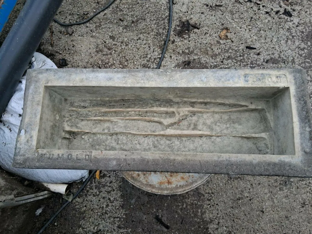 Concrete Stone effect wall blocks - Image 2