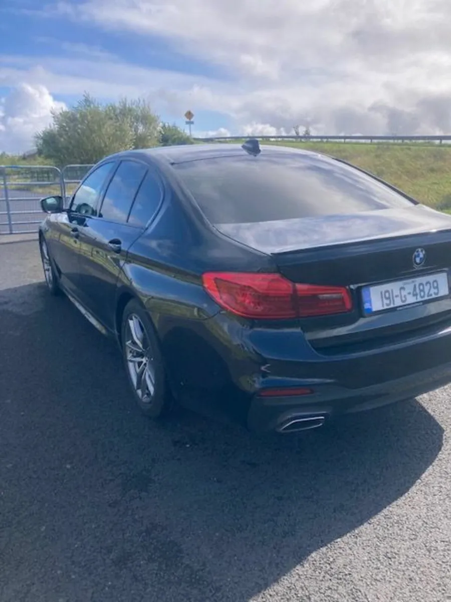 BMW 5-Series 2019 - Image 4