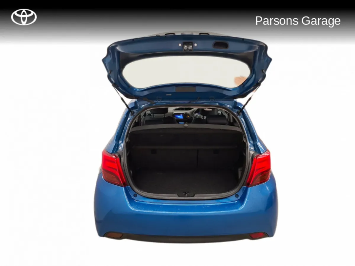 Toyota Yaris HY HYBRID LUXURY MC 4DR AUTO - Image 4