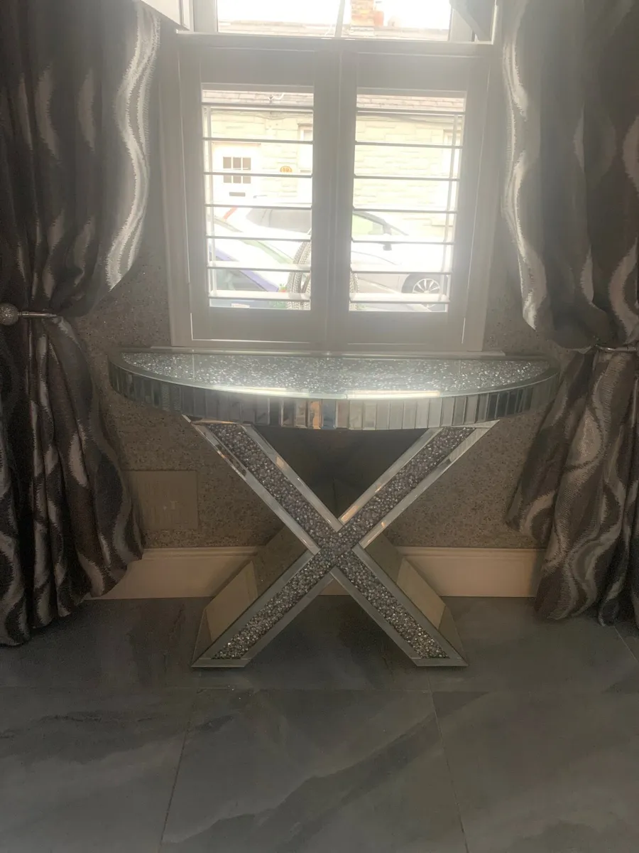 Table - Image 1