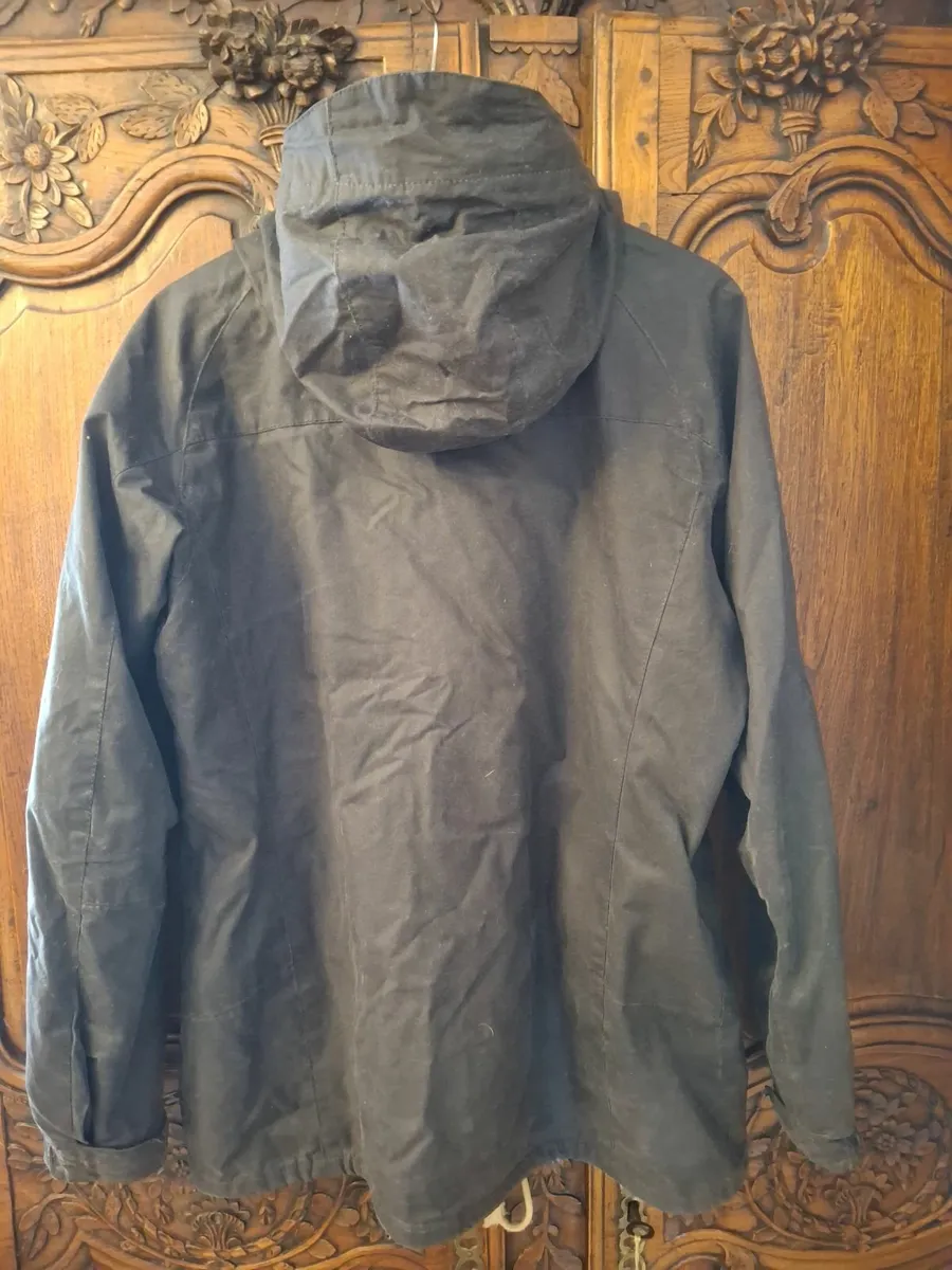 Barbour wax hooded jacket - Image 2