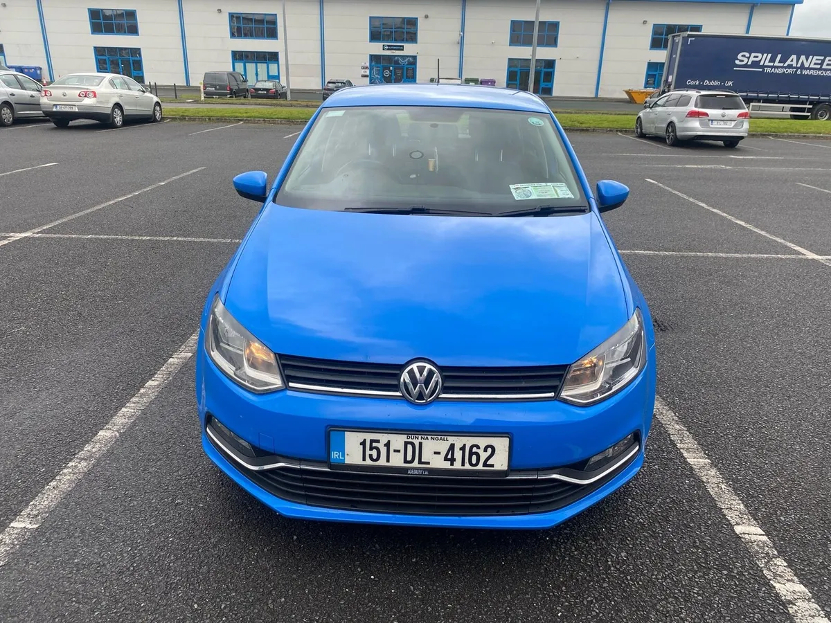 151 Cornflower Blue Volkswagen Polo - Image 2
