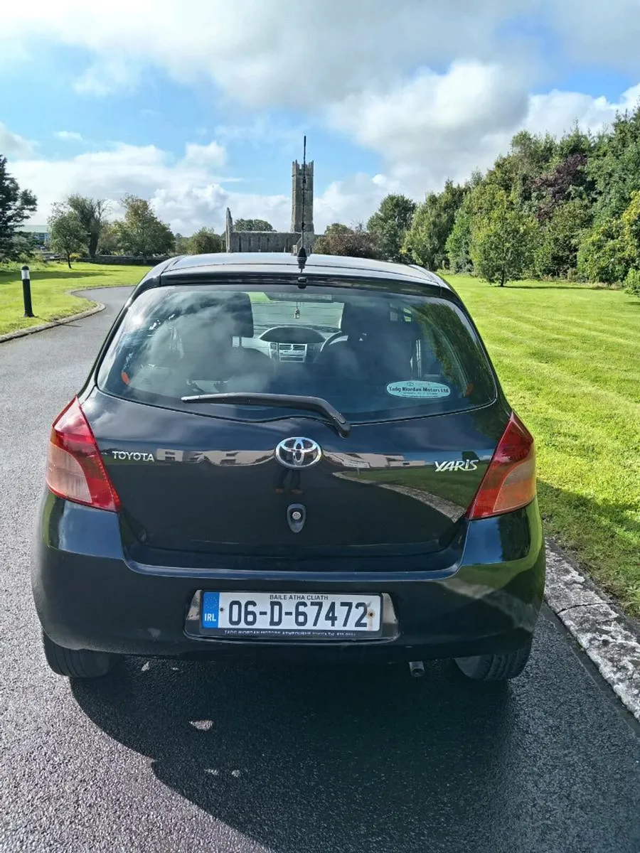Toyota Yaris 1.0l. Long NCT. Nov 2026 Miles 95000 - Image 4