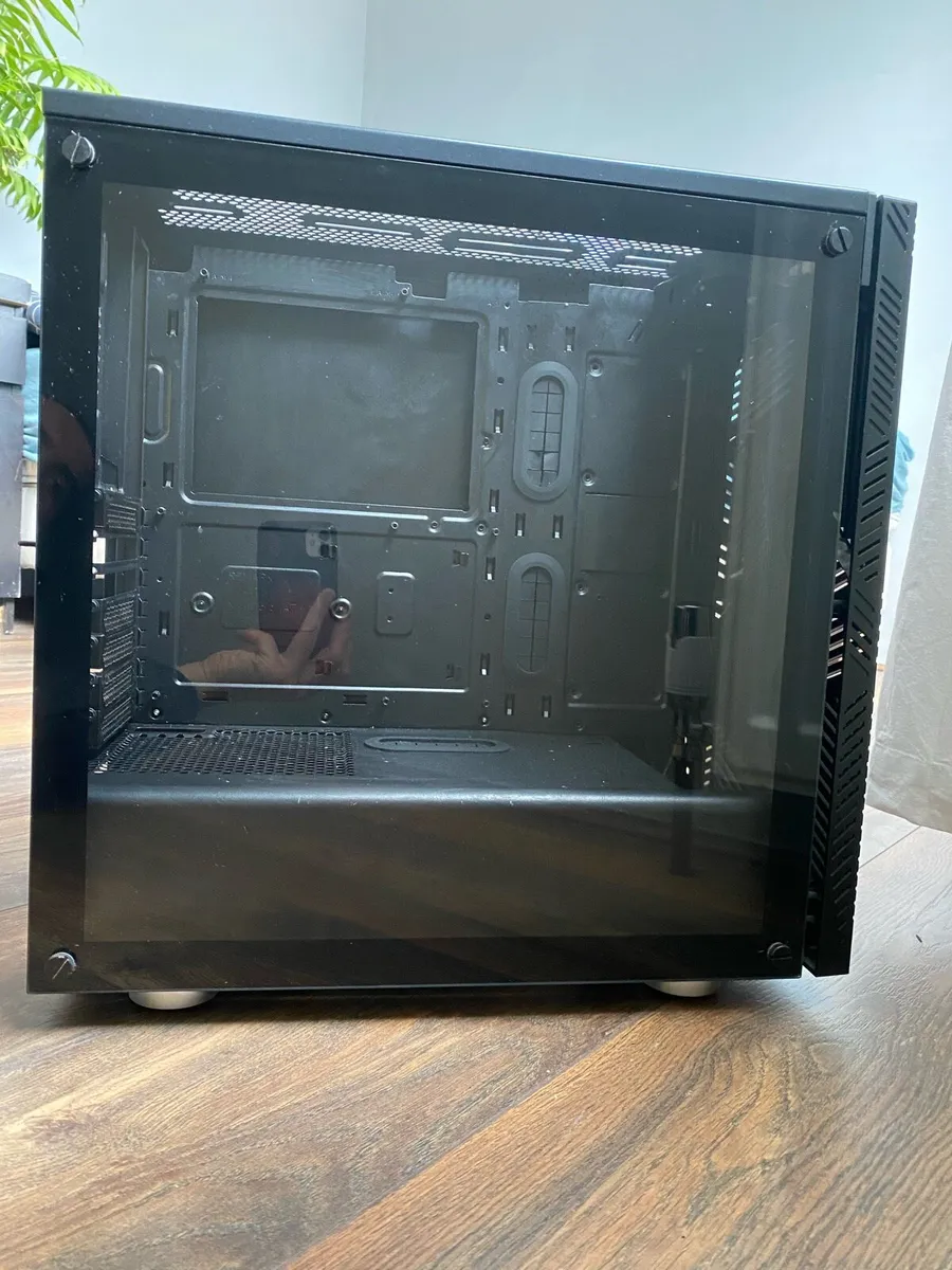 Corsair Gaming PC Tower Case — ATX- Mid Tower - Image 4