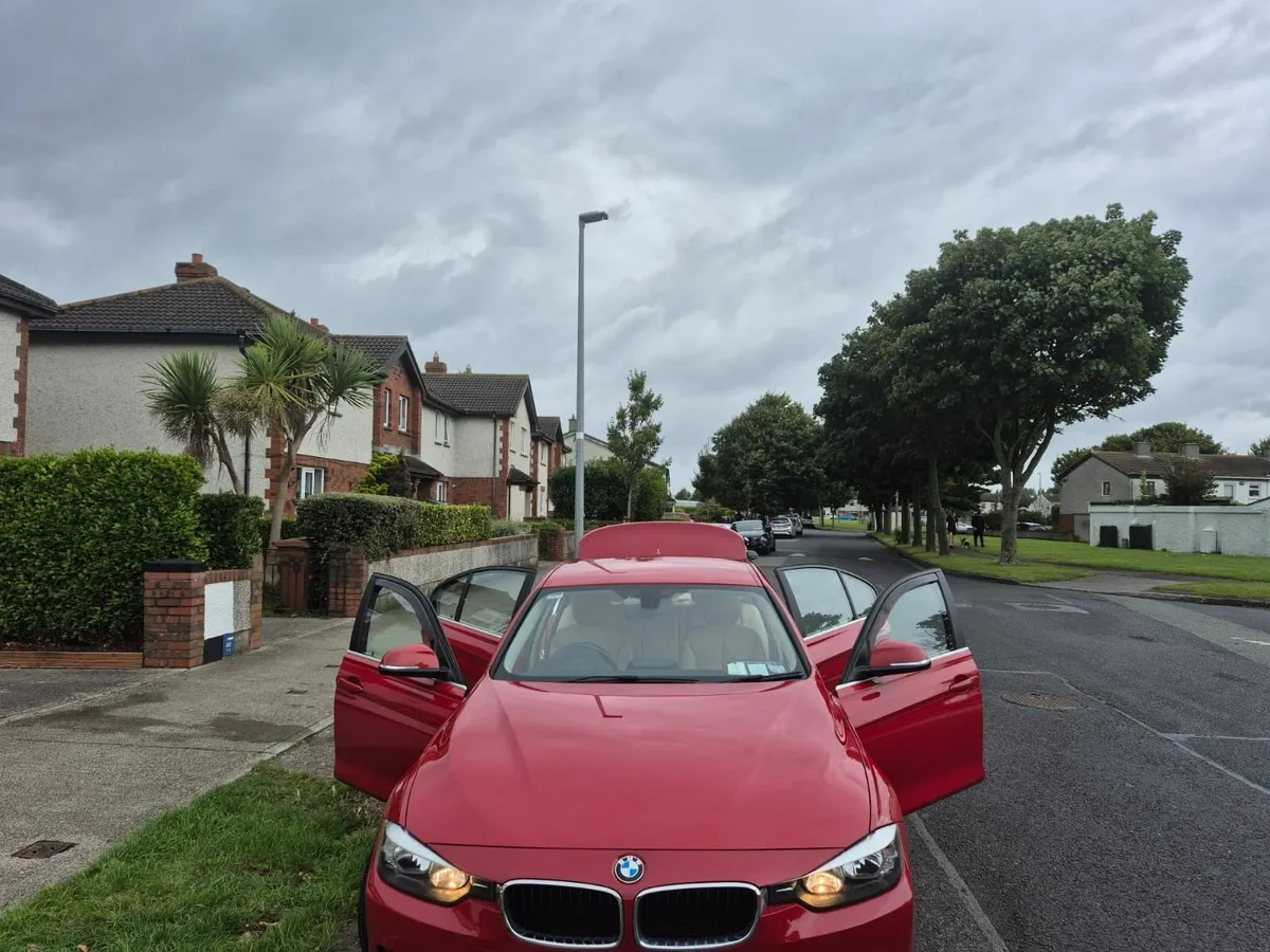 BMW 3-Series 2014 - Image 2