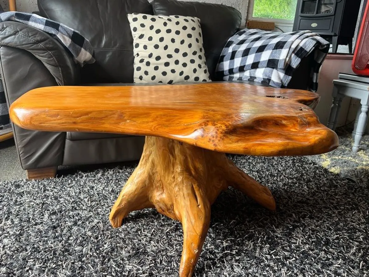 coffee table - Image 1