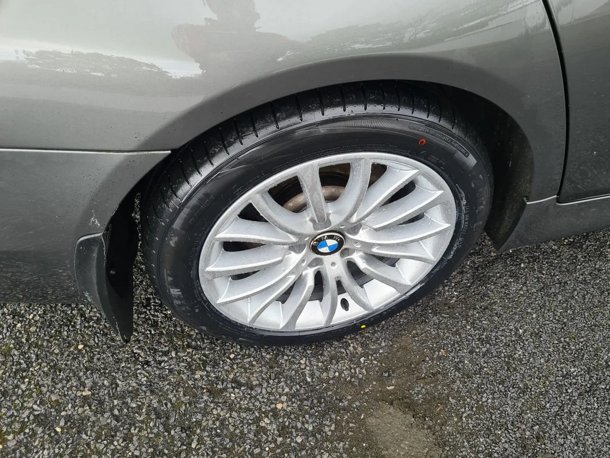 BMW 5-Series 2014 - Image 3