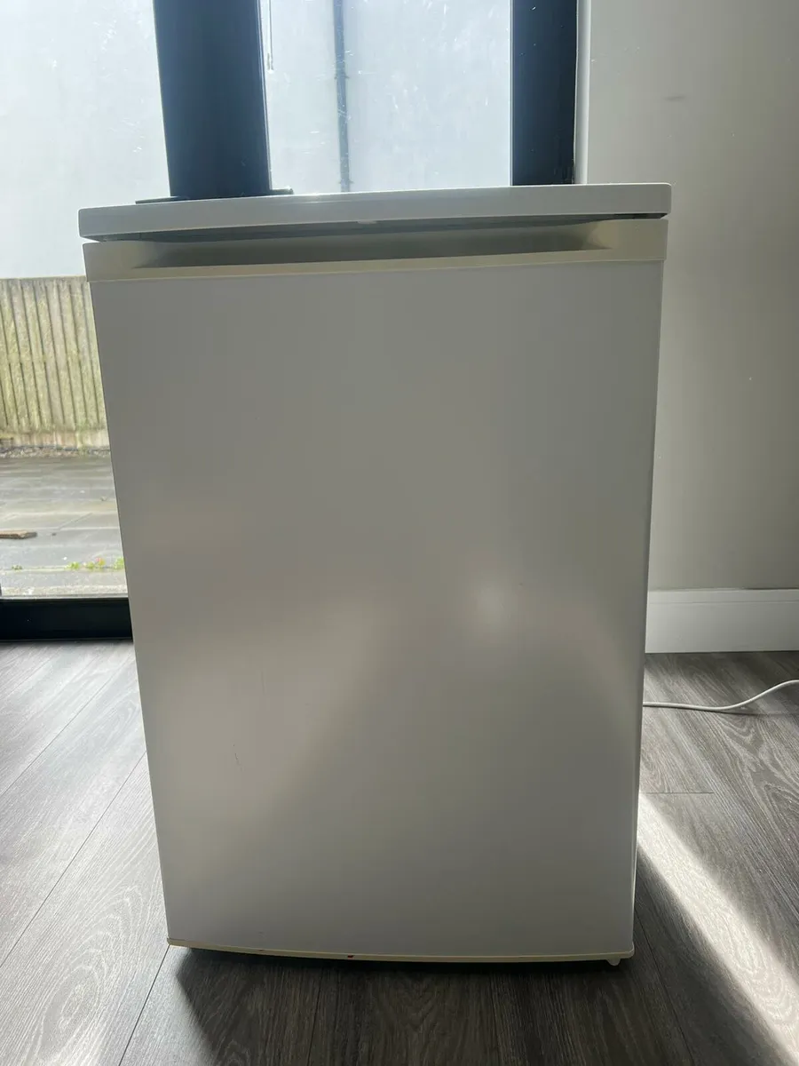 Mini Fridge - Image 3