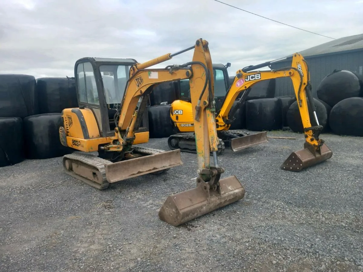 Two J C B mini diggers - Image 3