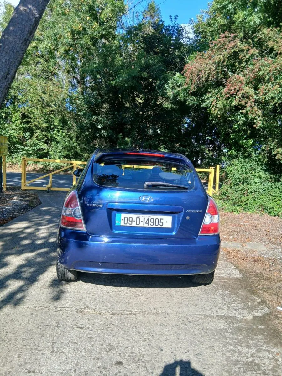 Hyundai accent 2009 1.4 petrol for sale - Image 3