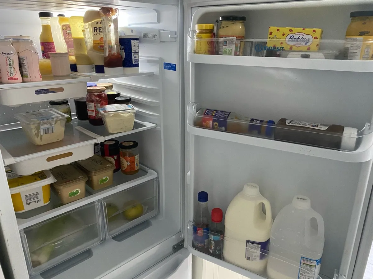 Indesit A+ Class Fridge/Freezer - Image 3