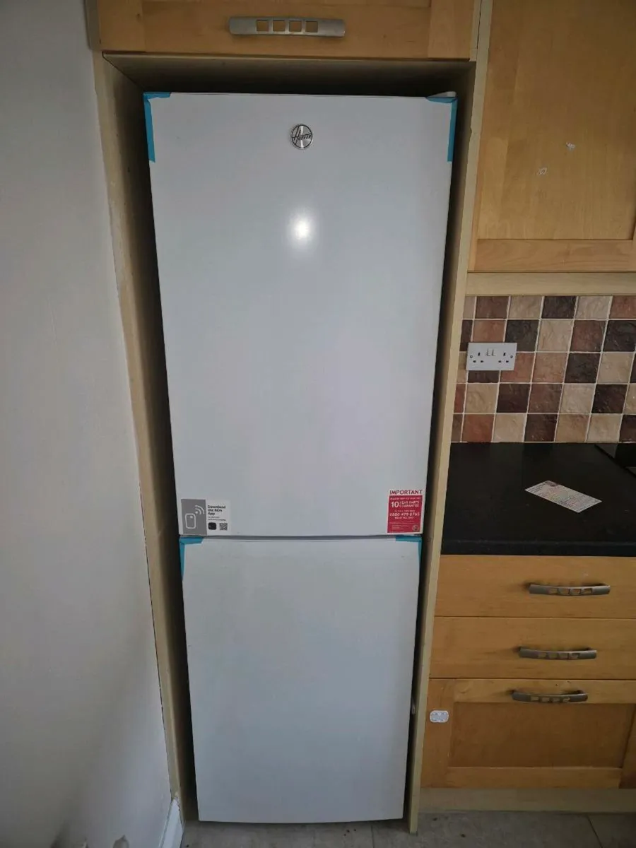 Hoover fridge freezer - Image 1