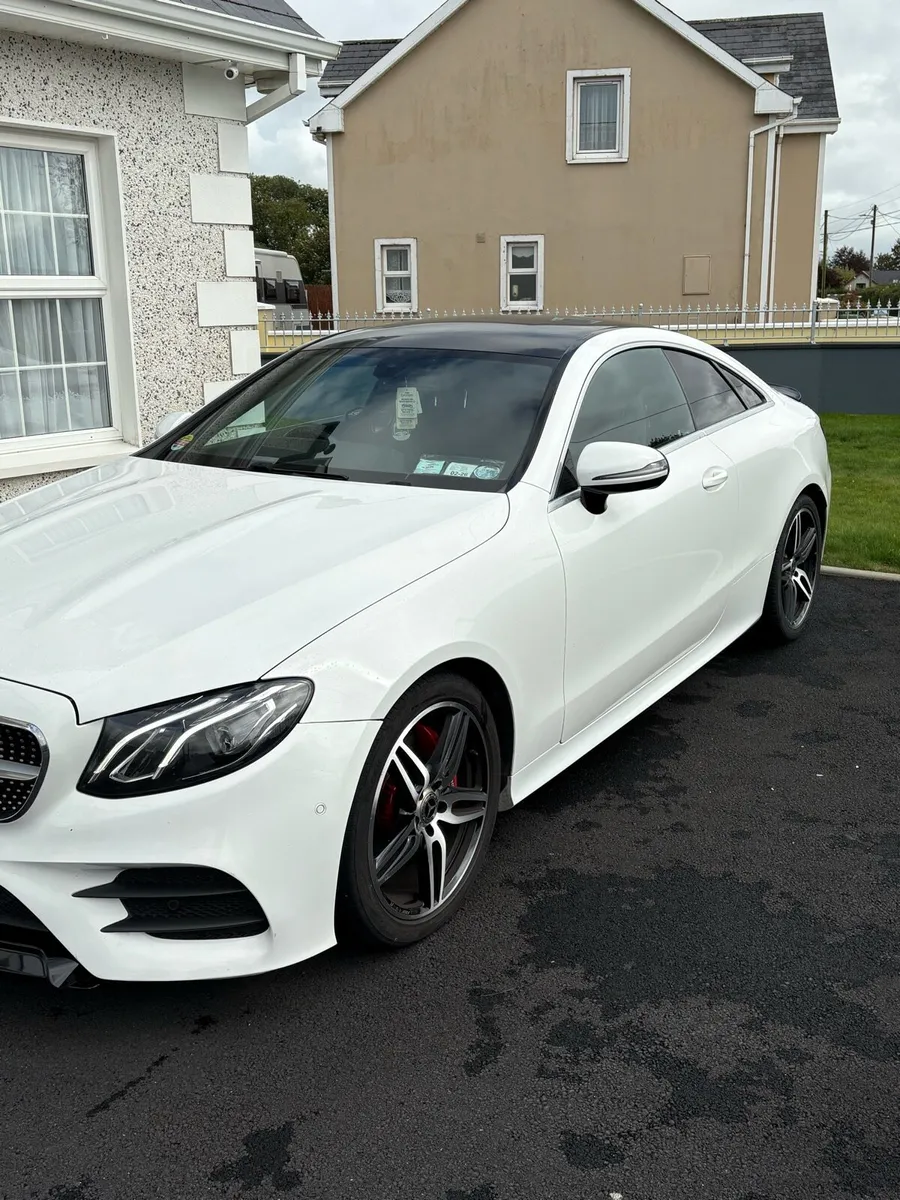 Mercedes - Image 2