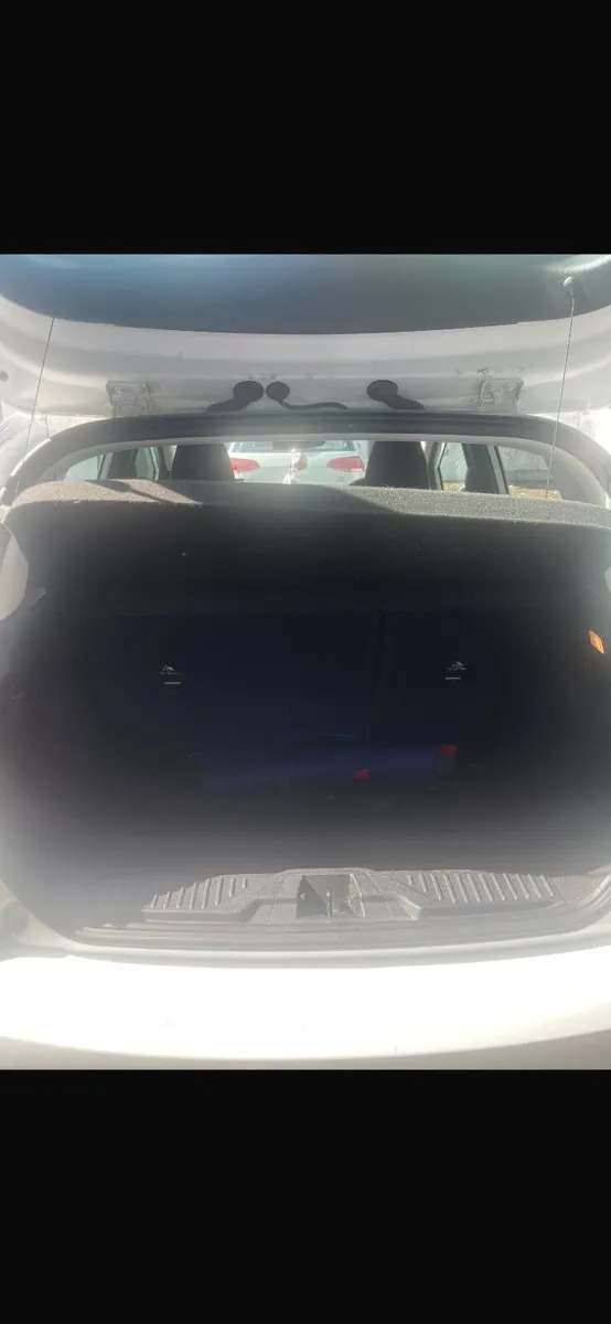 Ford Fiesta 2019 - Image 3