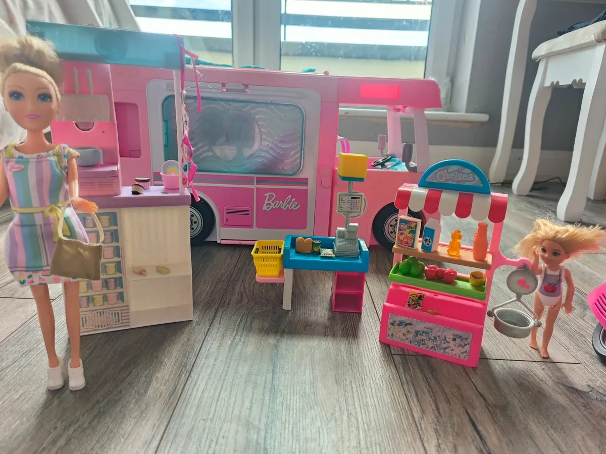 Barbie bundle - Image 1