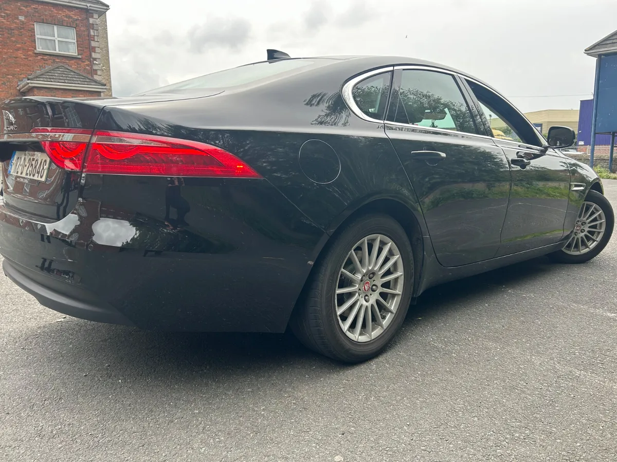 Jaguar XF 2018 2.0D Auto, Nct 9/26, Prestige - Image 4