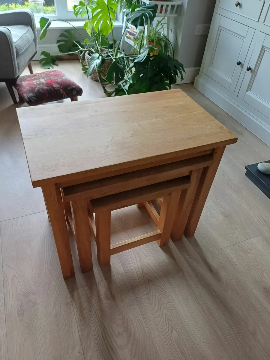 Nest of tables - Image 1