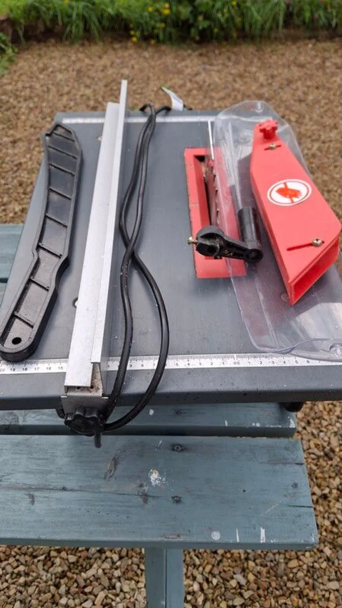 table saw. - Image 1