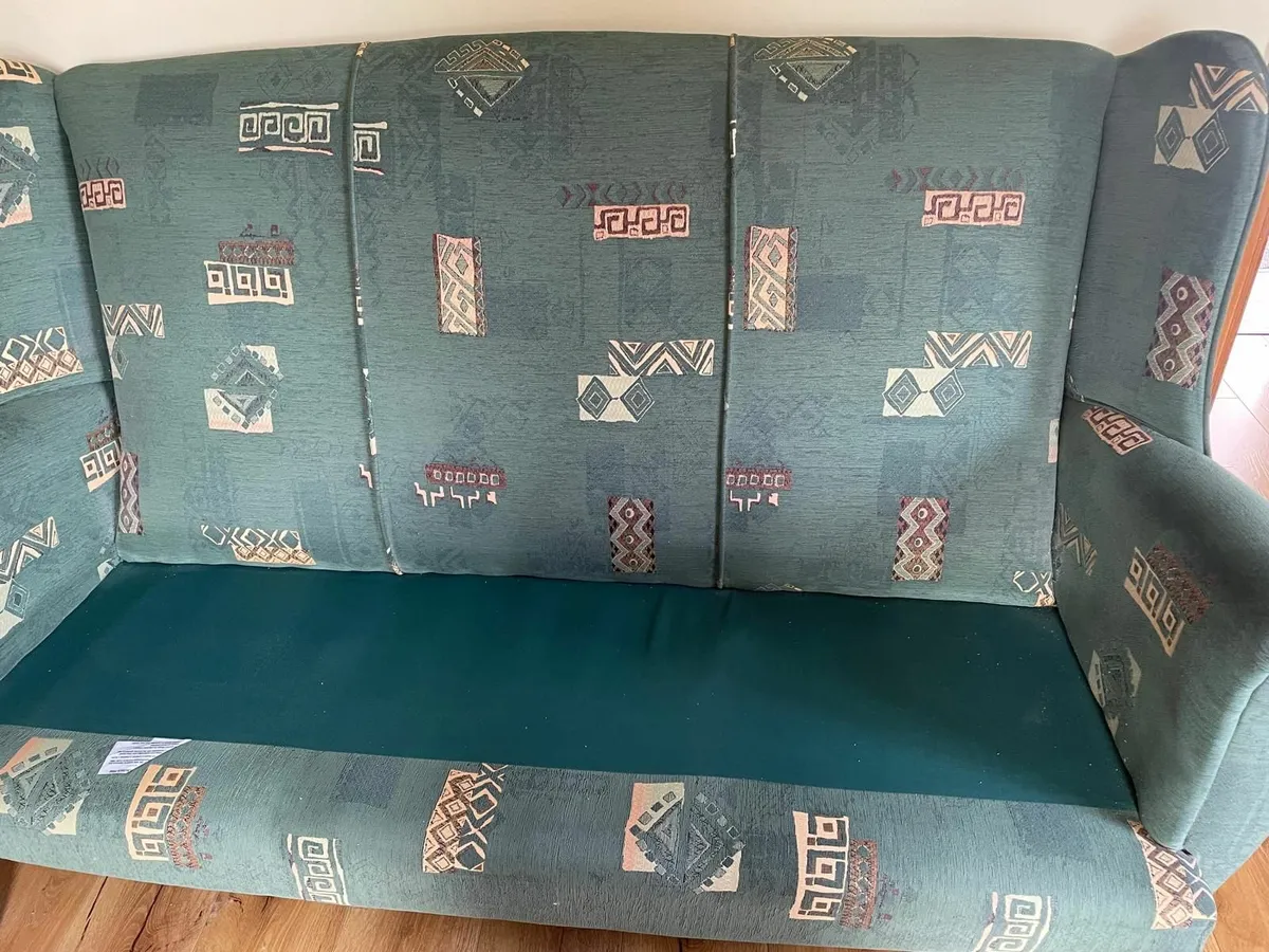 Couch - Image 4