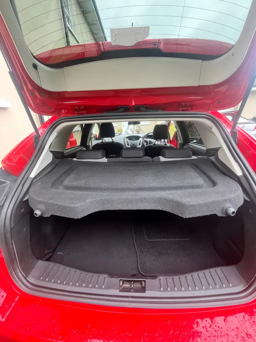 Ford Focus 2014 - Image 1