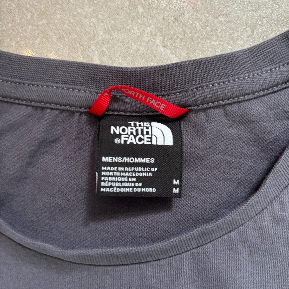 Grey The North Face t-shirt with back graphic - Image 4