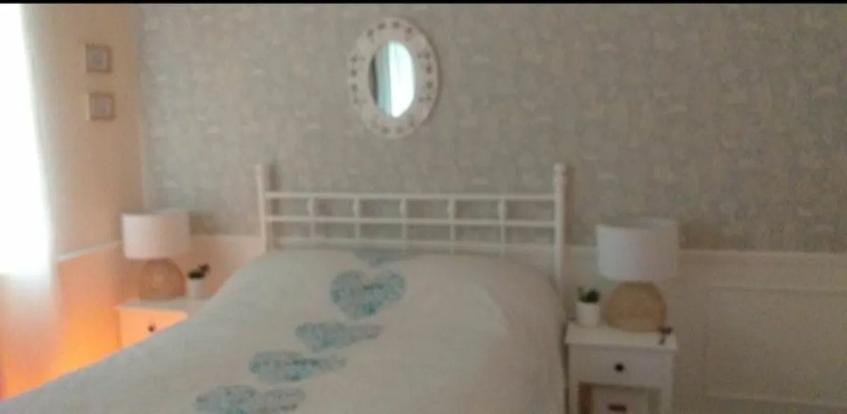 Double headboard - Image 2
