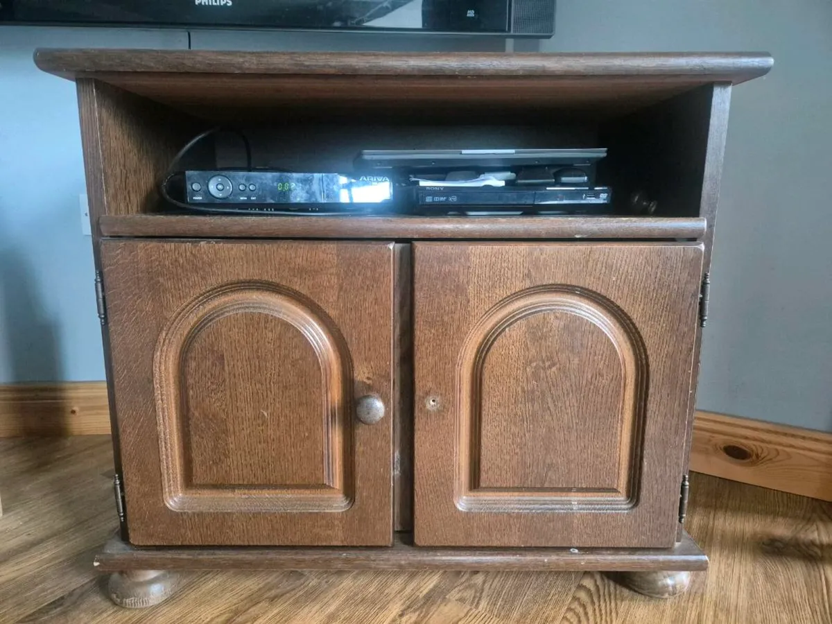 TV stand cabinet - Image 1