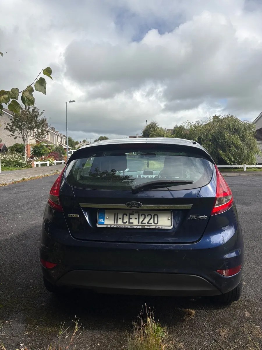 Car - Image 4