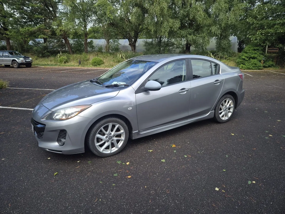 💥132 MAZDA 3💥NCT10/26💥TAX01/26💥 - Image 4