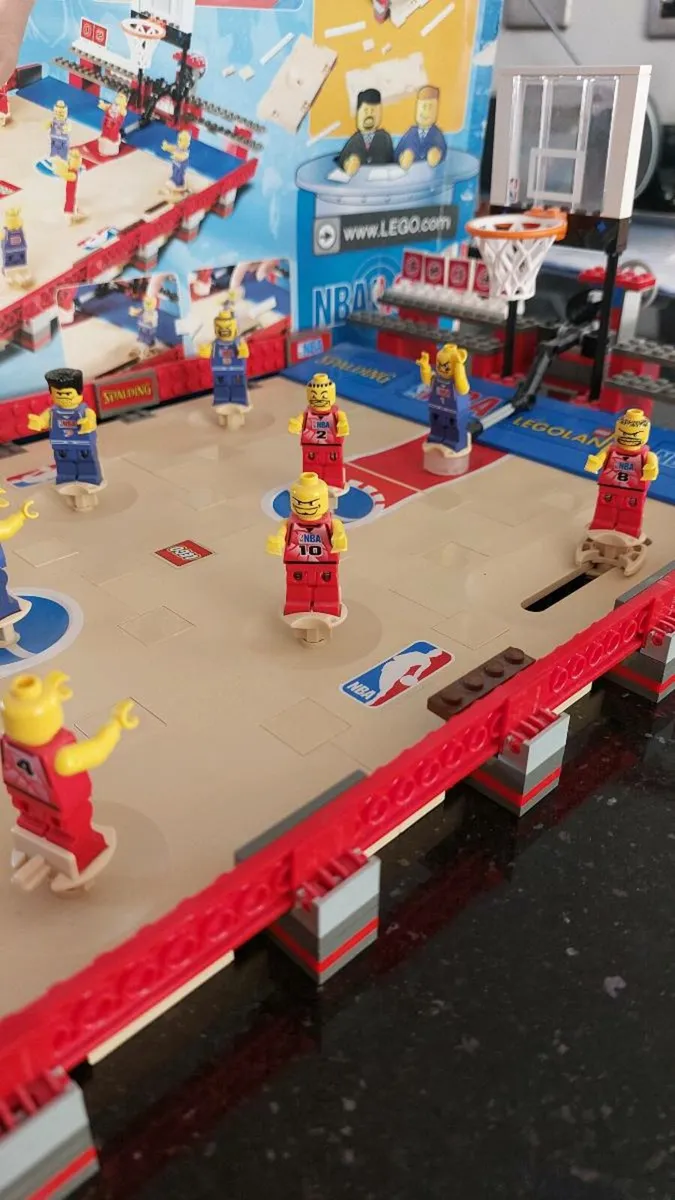 Vintage NBA lego set 3432 - Image 3